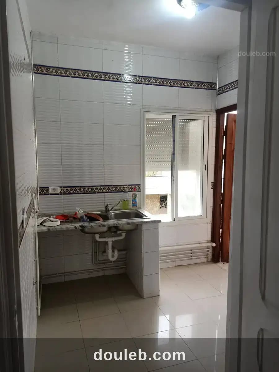Jolie etage de villa a manazah 5 - Miniature 2