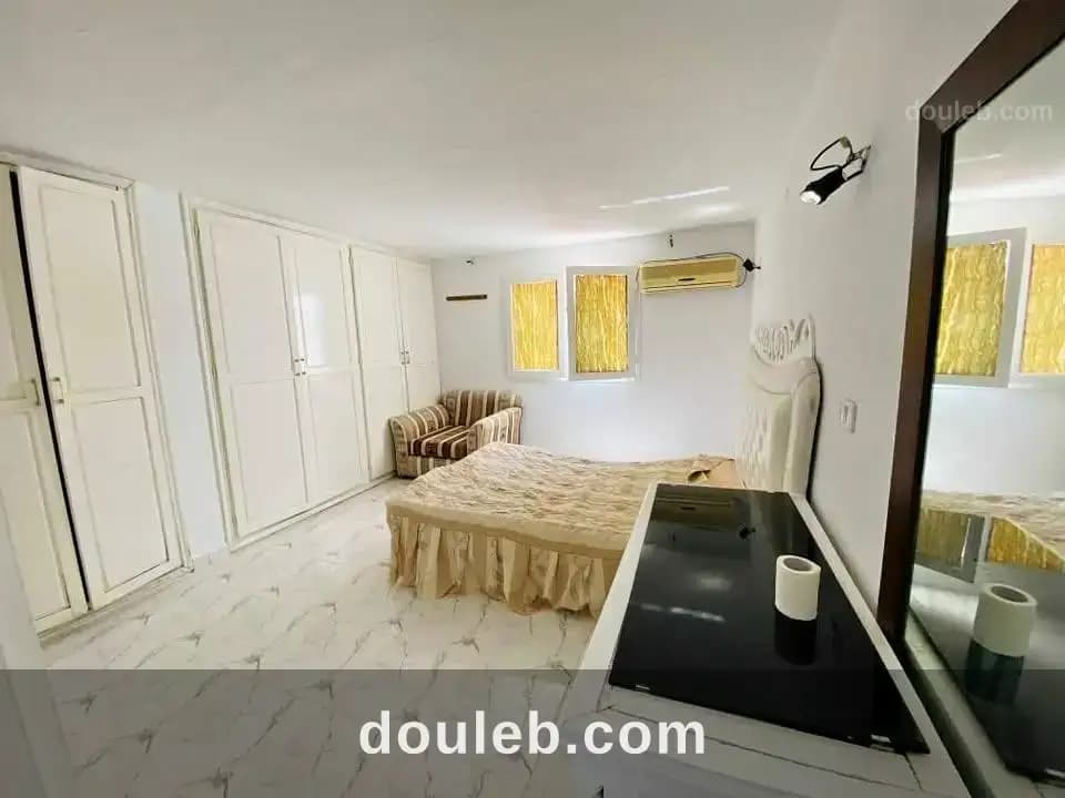 S1 situé a menzah7 à Ariana