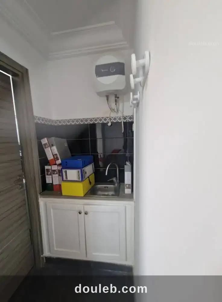 Bureau h1 à ennasr 2 - Miniature 2