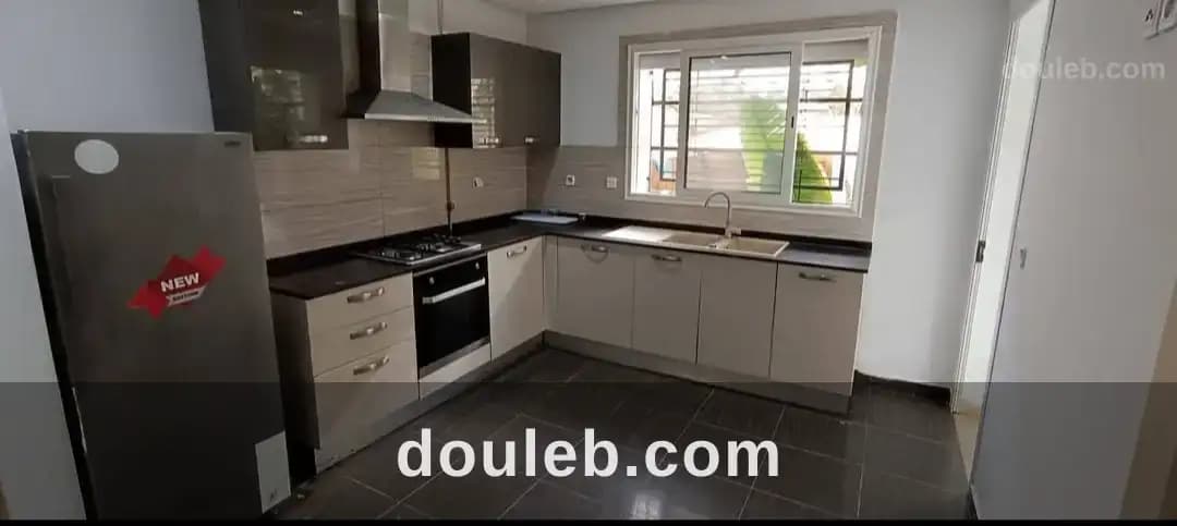 Charmant duplex avec piscine - Miniature 3