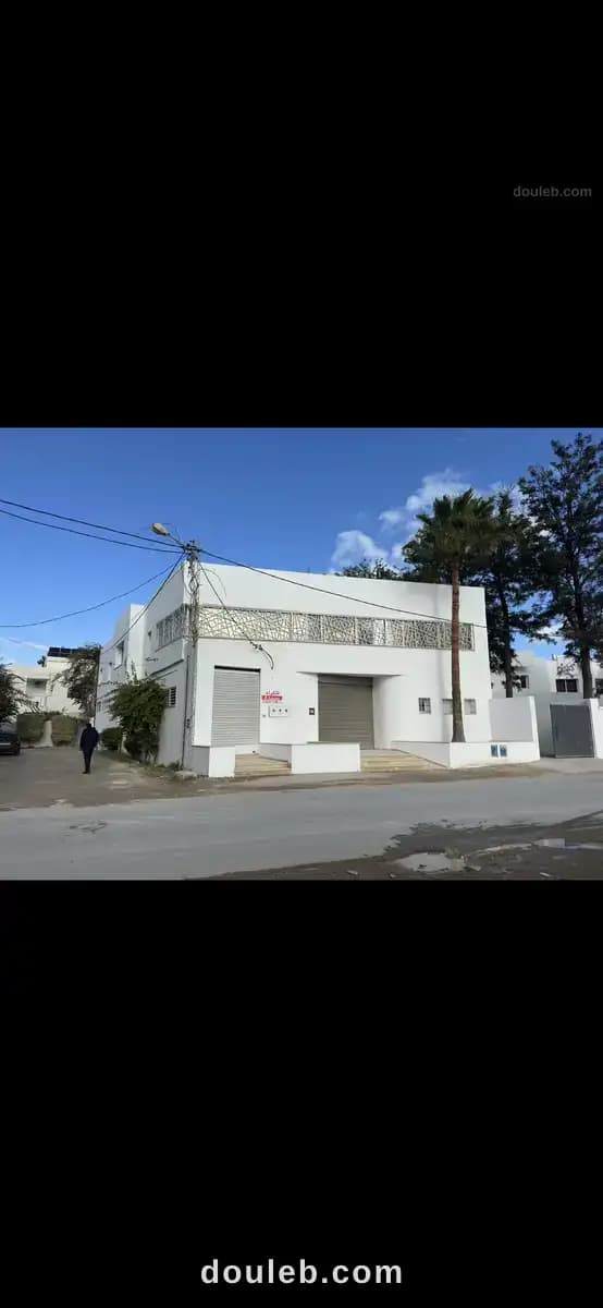 Loue immeuble commercial soukra chotrana 2 à Ariana