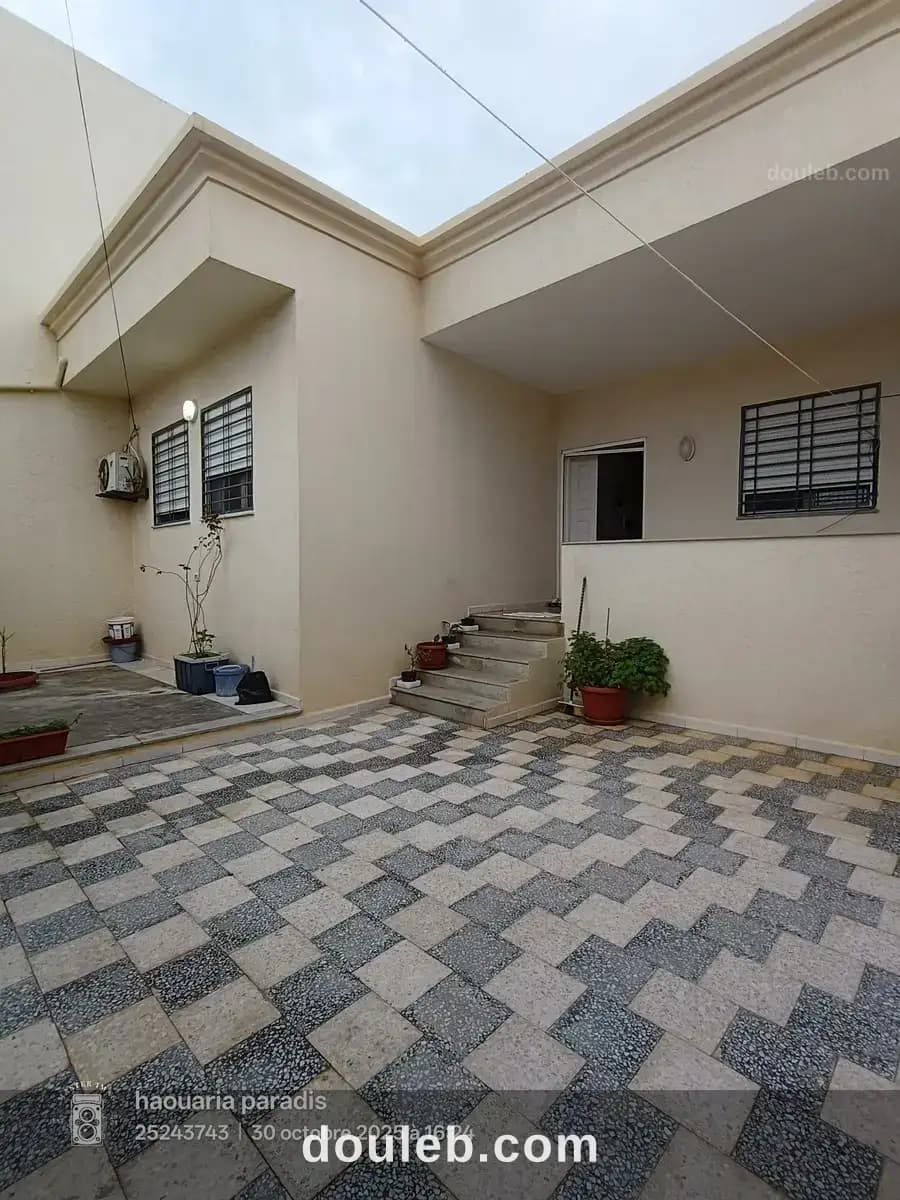 Maison indépendante au centre ville el haouaria à Nabeul