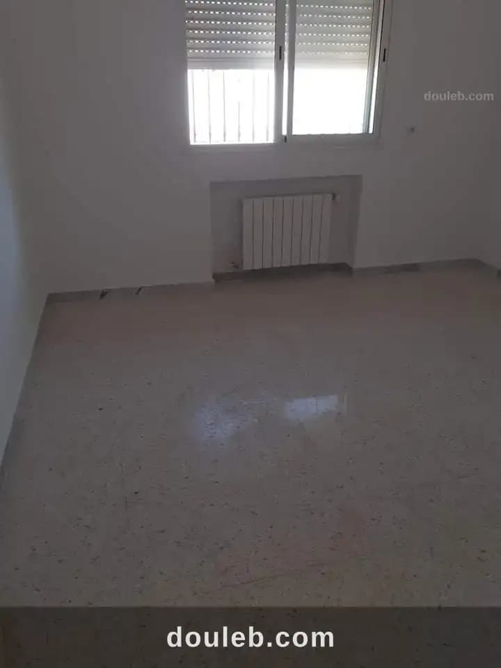 Villa 3 pièces 100m2 bâtis dans un terrain 532m2 - Miniature 5