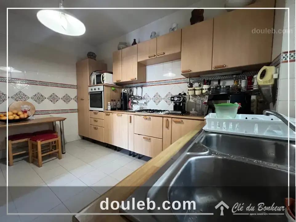 Duplex avec jardin à la marsa - Miniature 3
