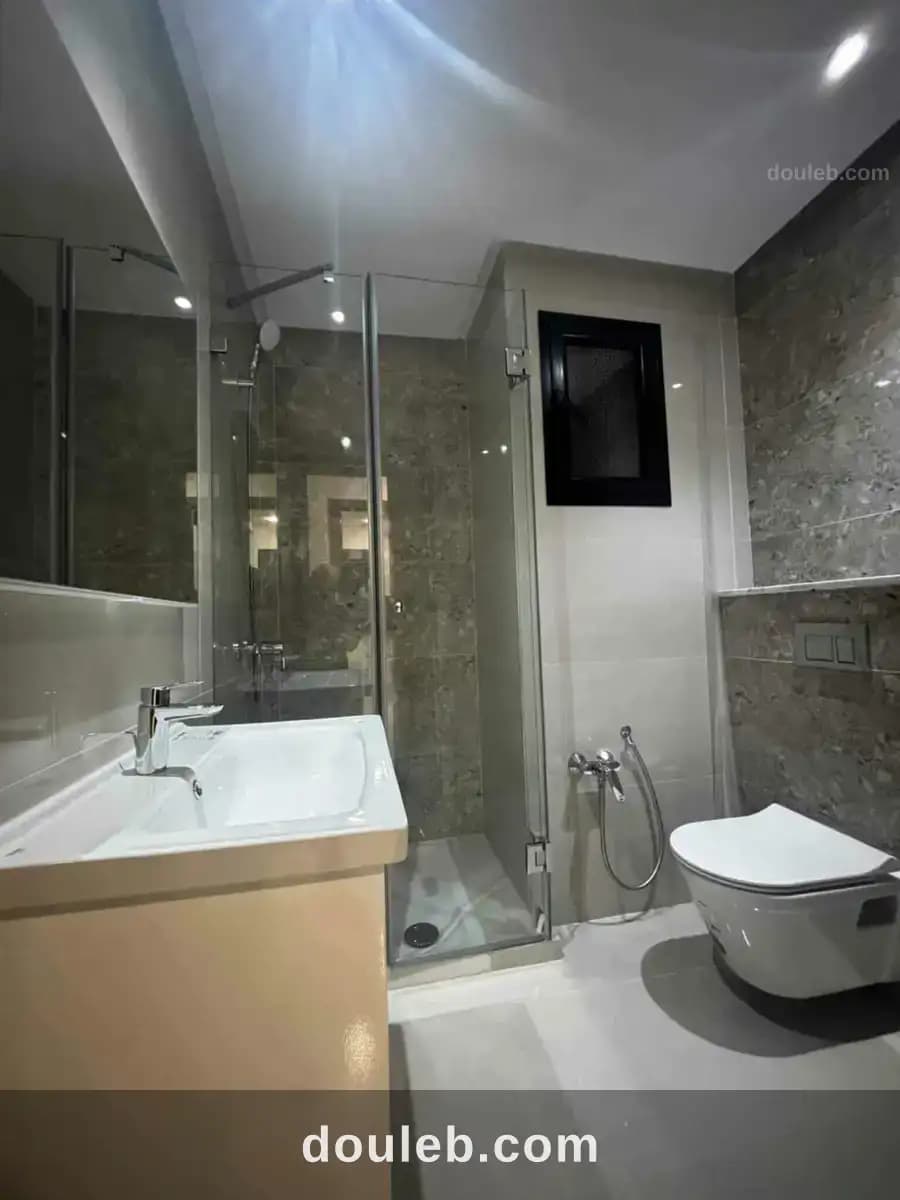 Appartement s1 vide - Miniature 4