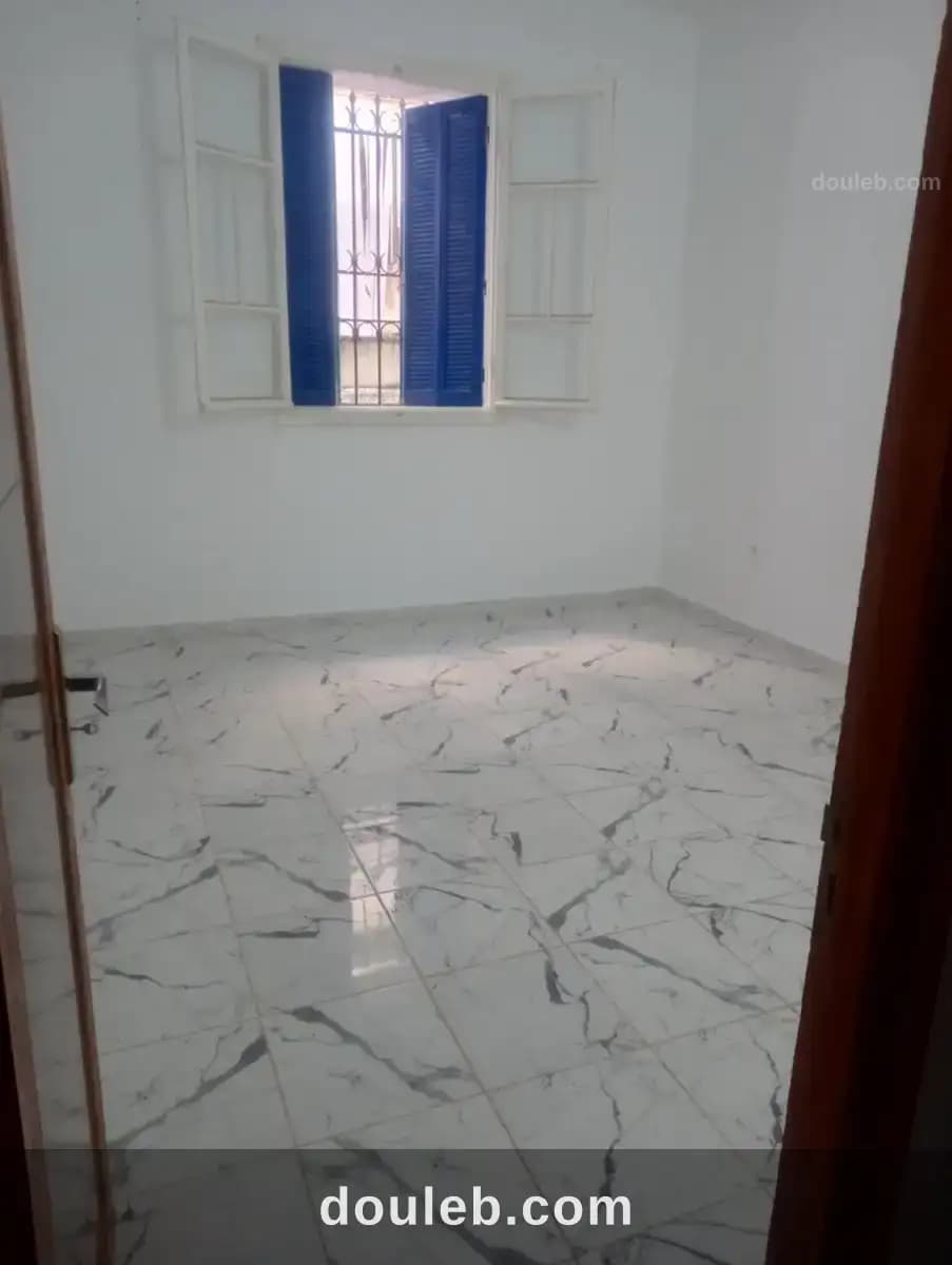 S 3 rénové à Tunis
