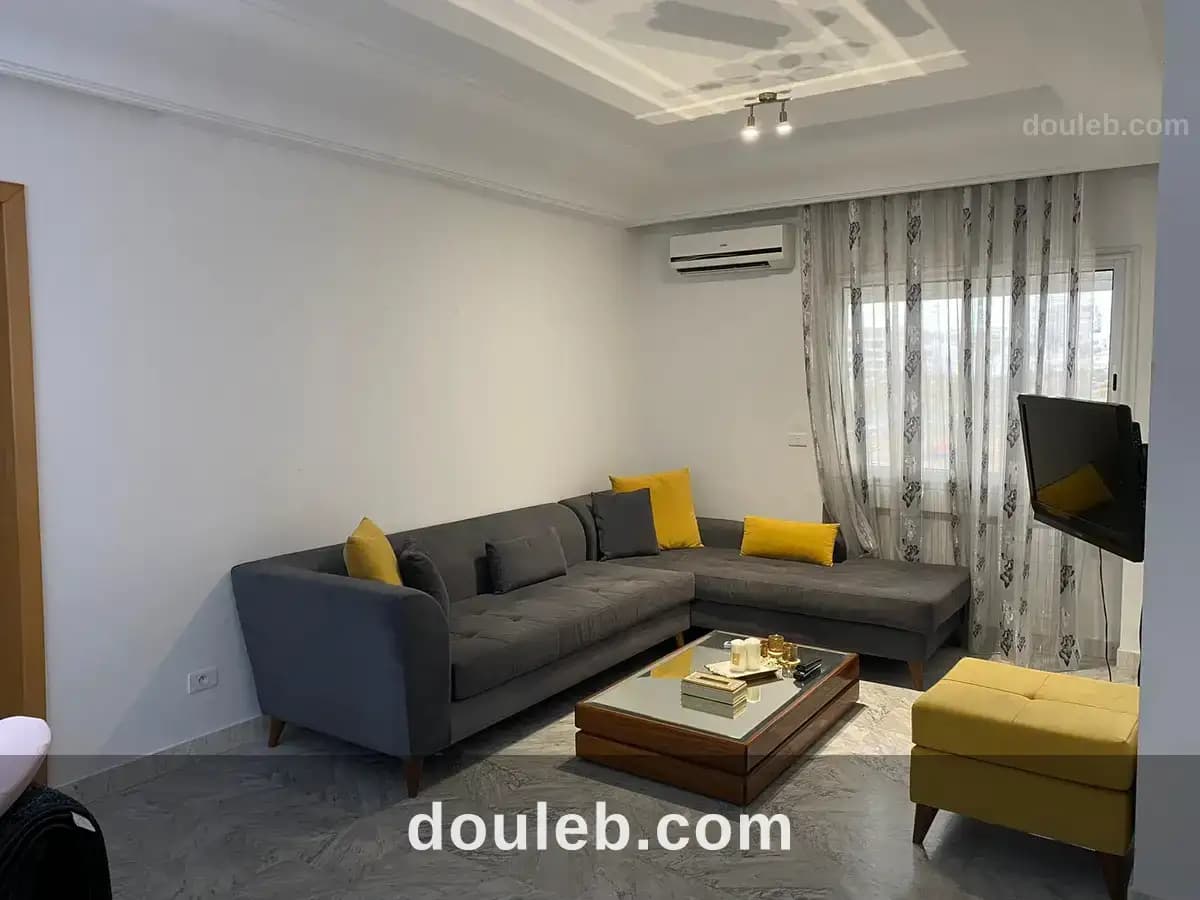 Agrealble appartement s1 avec ppkg ss sol à Ariana