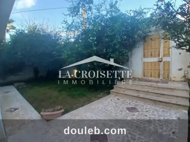 Rez de chaussée s3 meublé à carthage mrcl0341 à Tunis