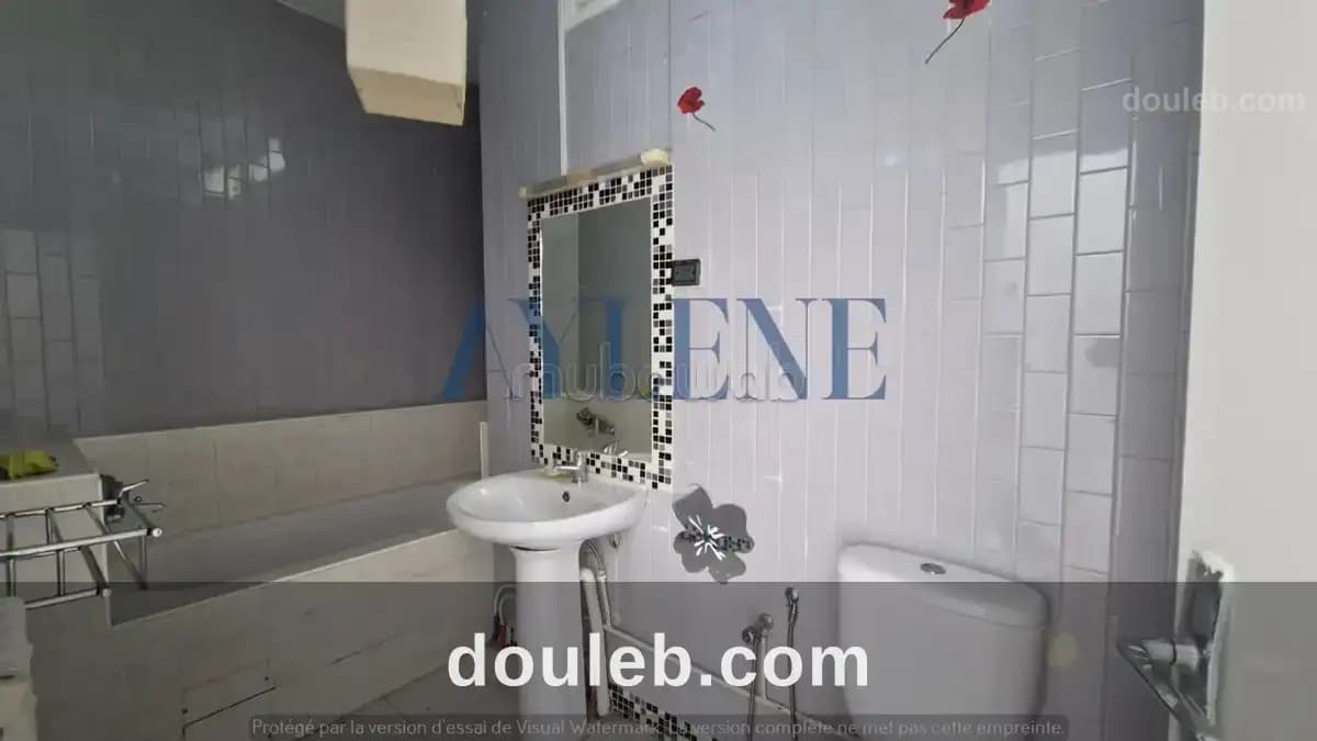 Une magnifique villa s3 pieds dans l'eau - Miniature 5