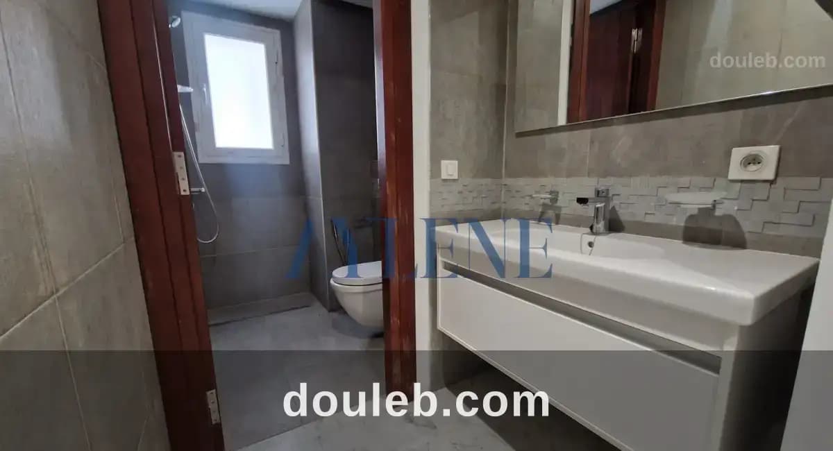 Appartement s4 avec une chambre de service - Miniature 3