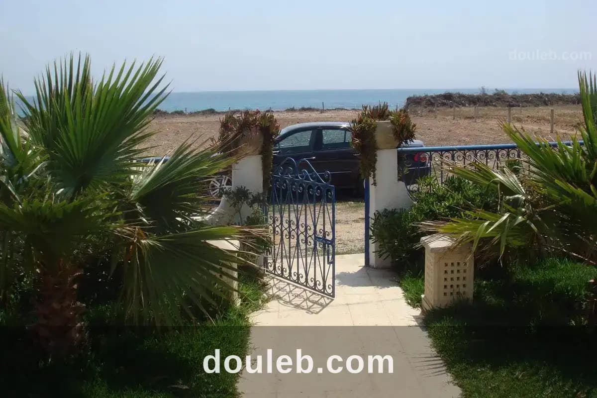 Villa premier position de la plage à Nabeul