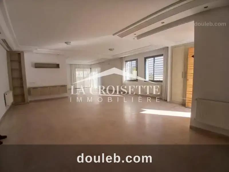Villa s5 avec piscine au lac 2 mvl0061 à Tunis