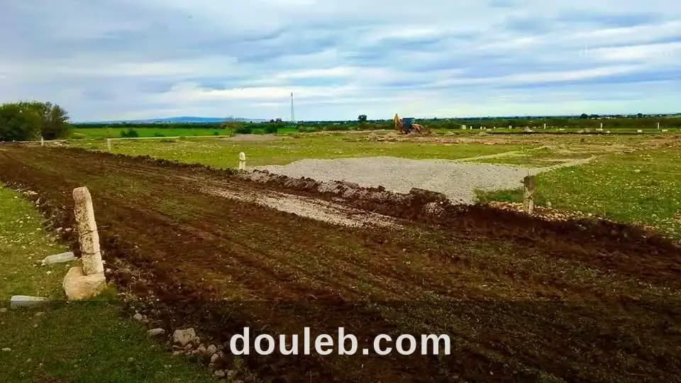 Terrain a situe a bou ficha 406 m2 a 47000 dt - Miniature 2