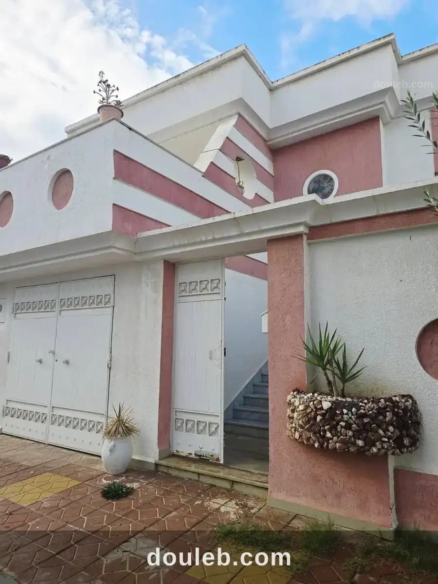 Villa prestigieuse à sahloul 4 à Sousse