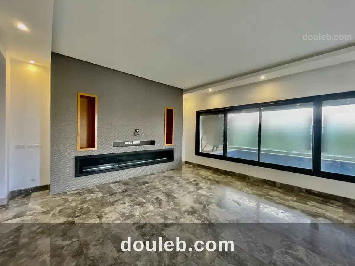 Penthouse avec piscine - Miniature 2