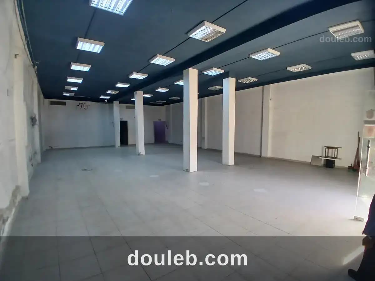 Showroom magasin entre ezzahra et rades - Miniature 2