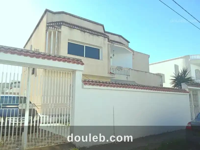 Villa à la marsa cité el marah à Tunis