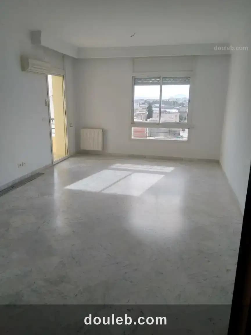 Un appart s 3 riadh landalos à Ariana