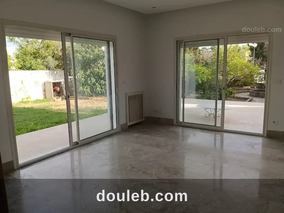 Villa s 3 avec jardin à Tunis