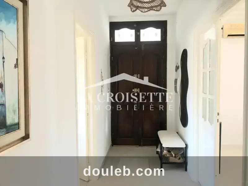 Etage de villa s2 meublé à la marsa zel0576 à Tunis