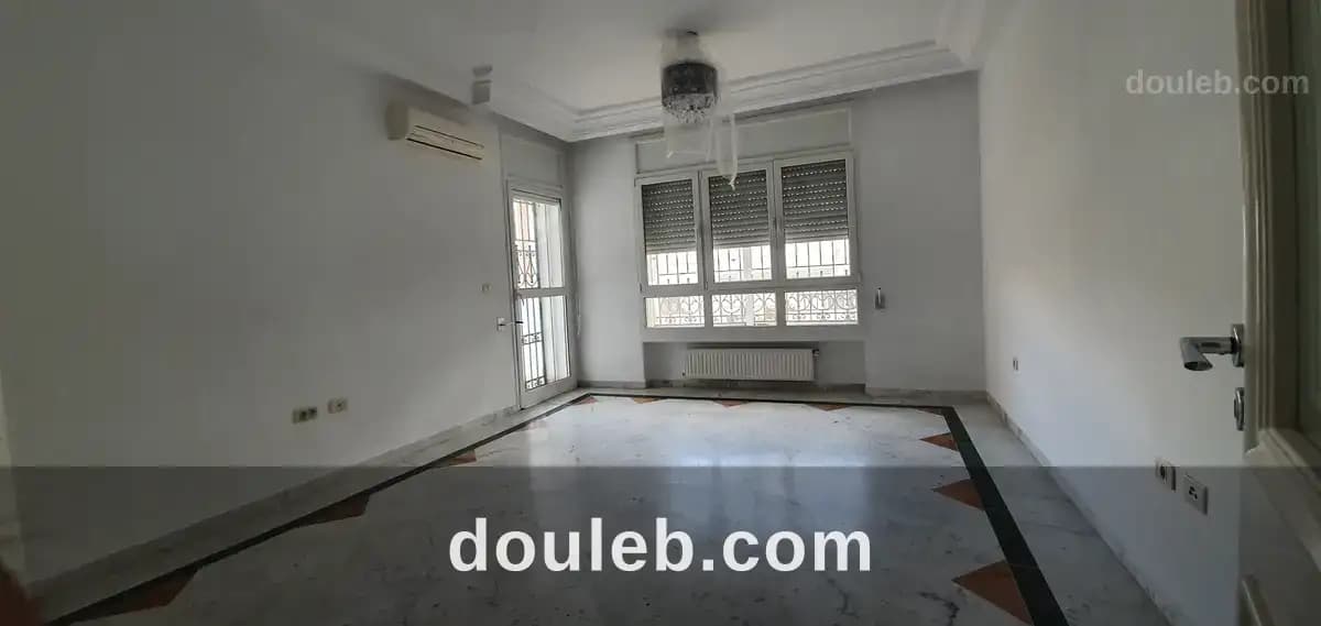 Appartement s2 au rdc jardin menzah2 à Ariana