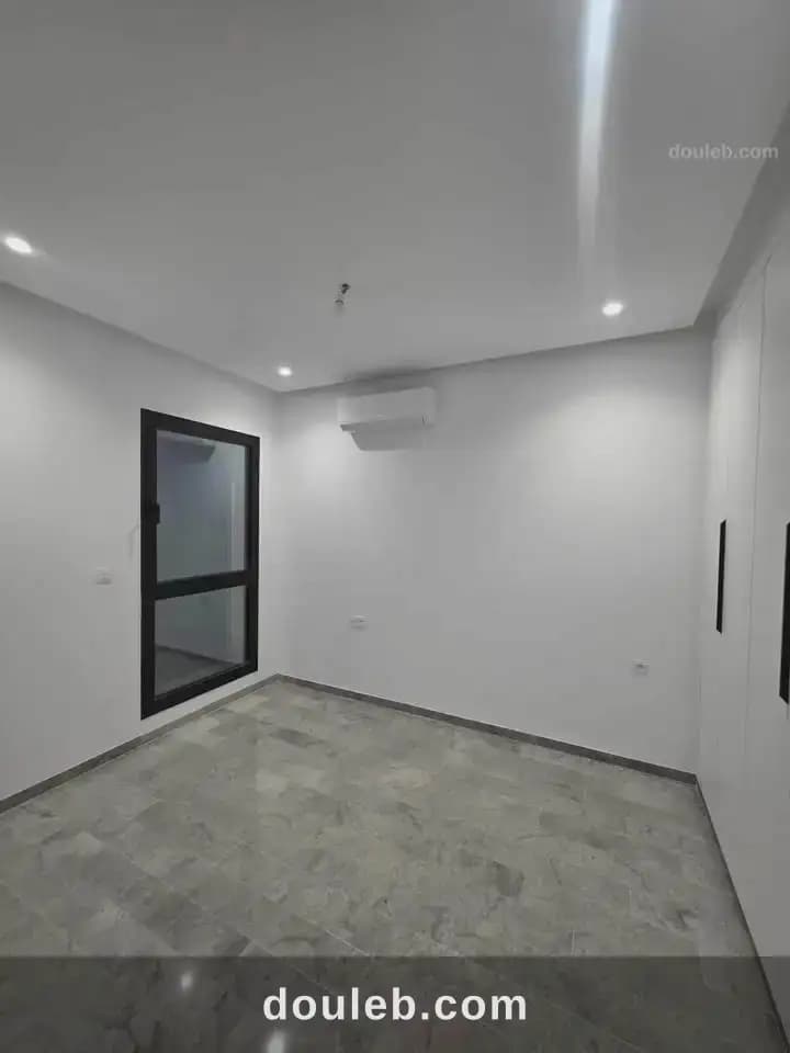 Appartement jamais habité à la nouvelle soukra - Miniature 4