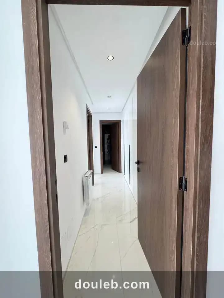 La nouvelle soukra un bel appartement - Miniature 2
