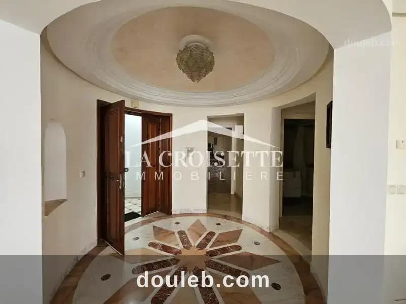 Appartement vue sur lac s 3 meublé à Tunis