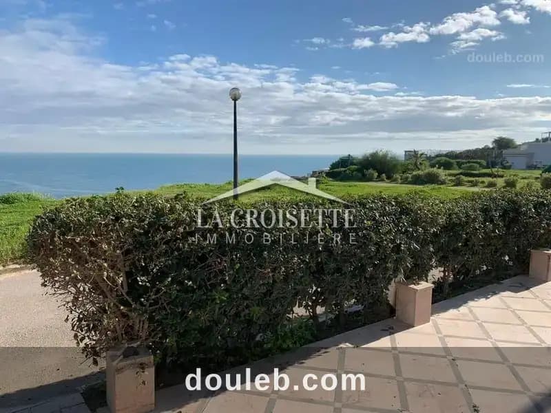 Appartement s 3 vue mer à gammarth mal3241 à Tunis