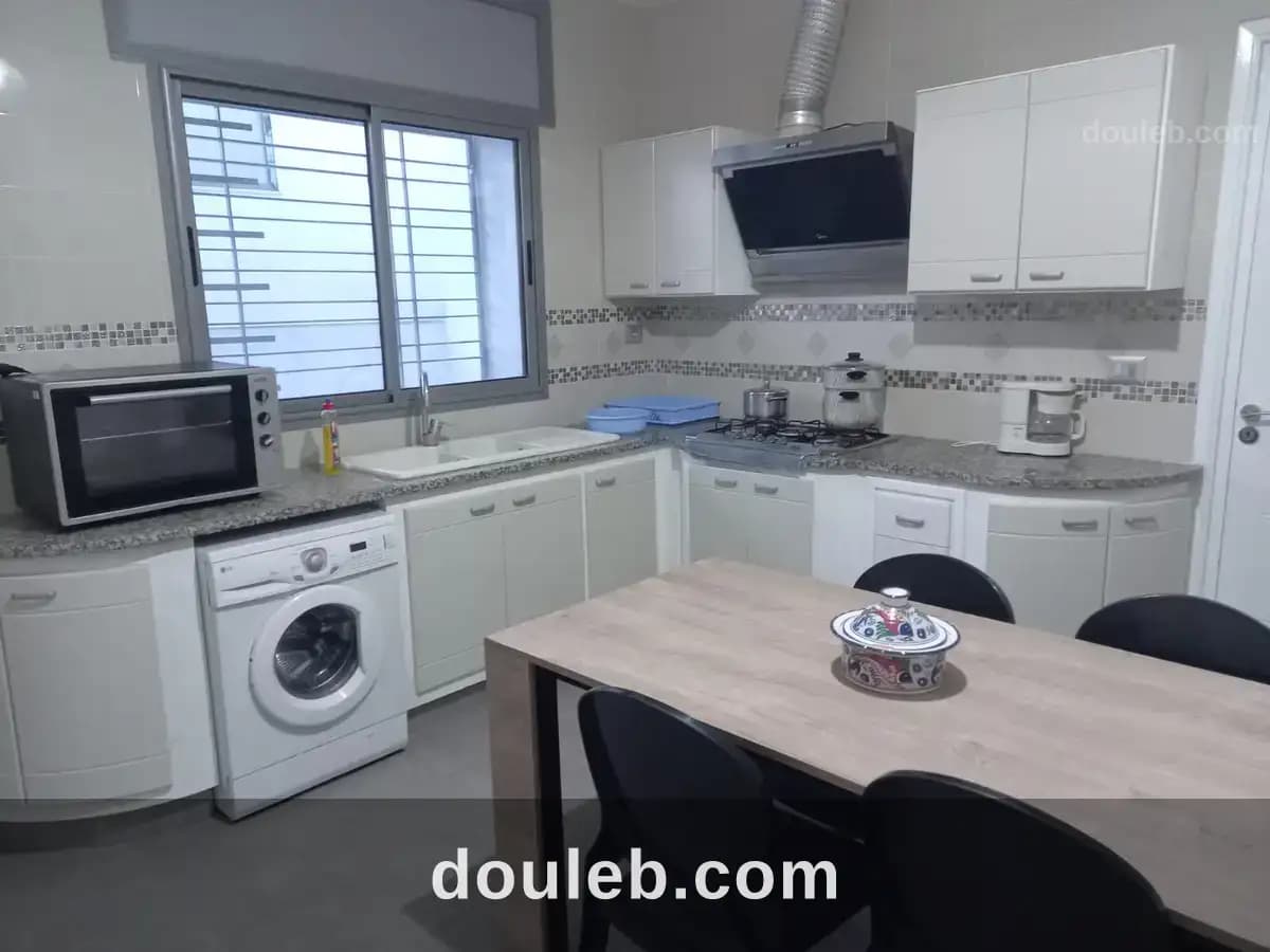 Superbe appartement avec magnifique vue sur mer - Miniature 5