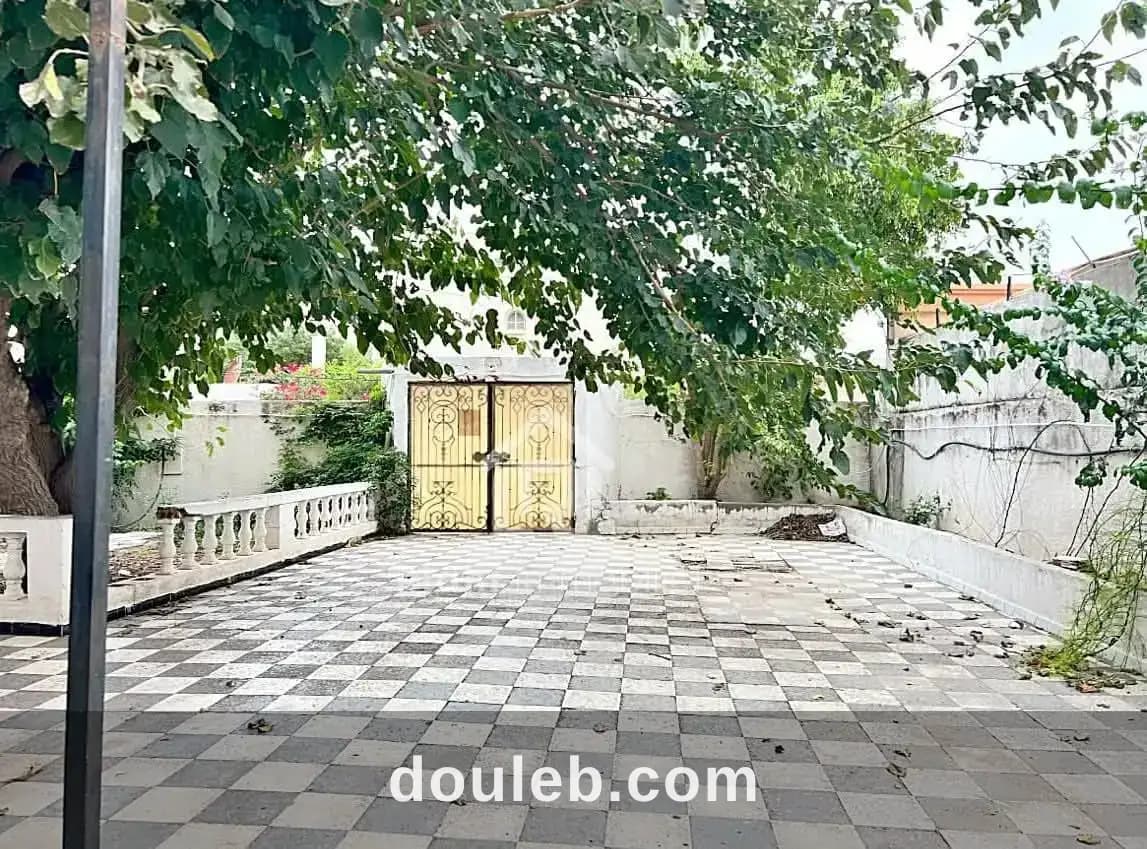 Maison s4 avec jardin et garage à Ben Arous