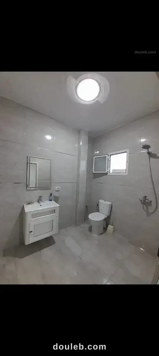 Vaste appartement meublé bizerte - Miniature 5