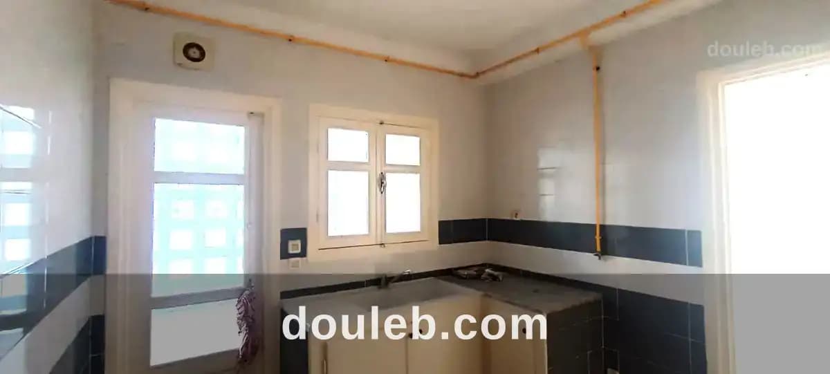 Appartement s2 non meublé - Miniature 3