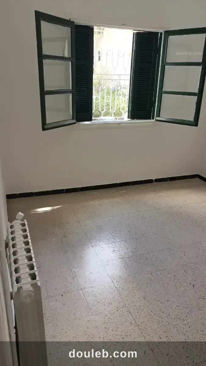 Un appartement s3 à omrane supérieur - Miniature 4