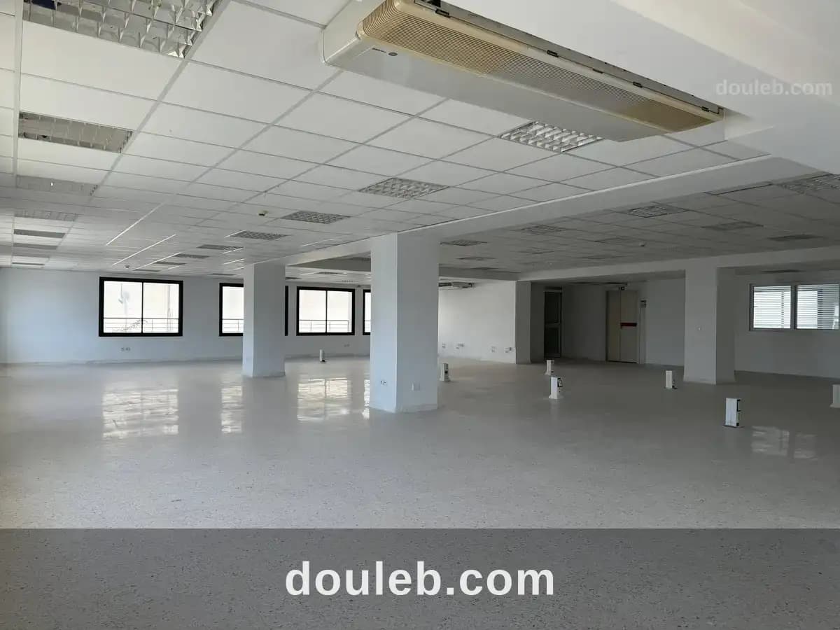 Immeuble bureautique 1800m2 bon standing au lac3 à Tunis