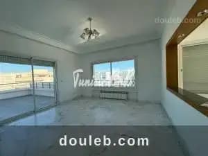 A un s4 au lac2 ref896a à Tunis