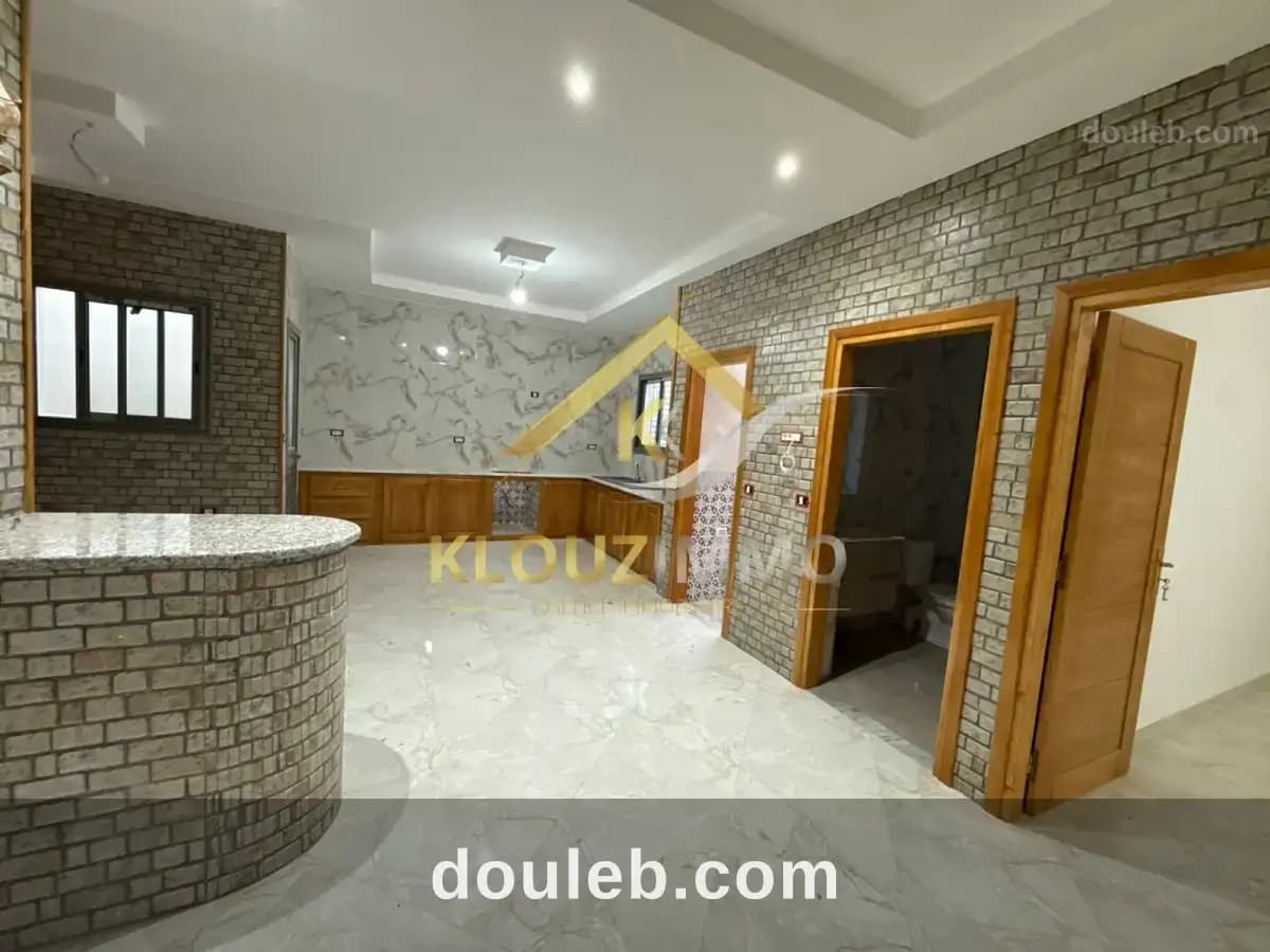 Une coquette villa s plus 3 indépendants à Bizerte