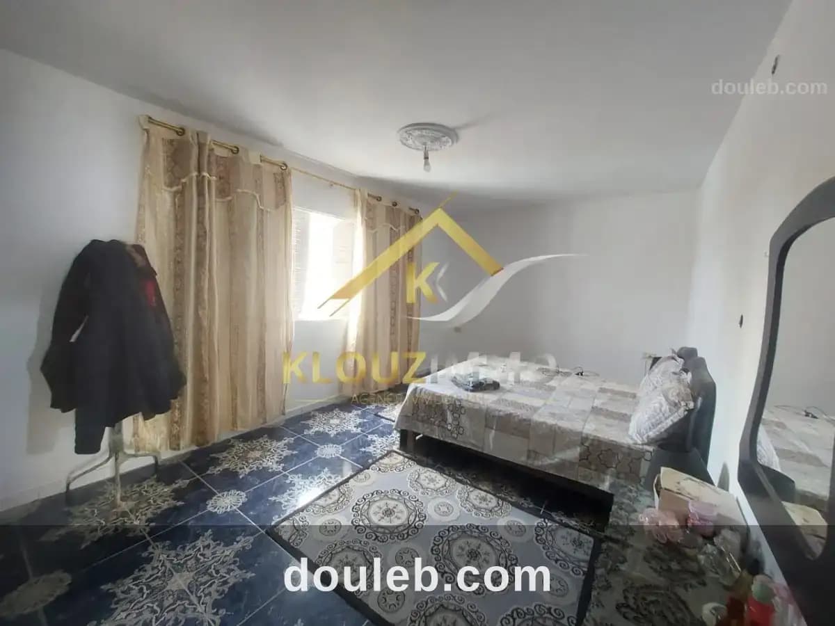 Maison de deux niveaux a borj ghamez - Miniature 4