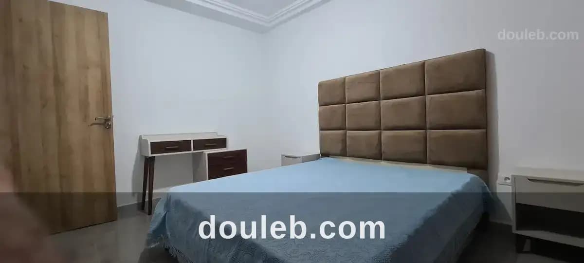 Appartement s1 au premier étage entièrement meublé - Miniature 3