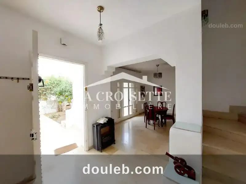 Duplex s 4 avec jardin à la marsa mdl0561 à Tunis