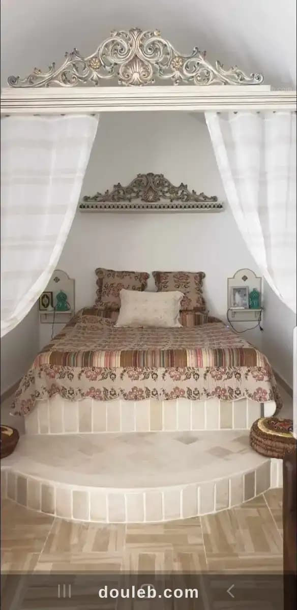 Une belle demeure avec style arabesque à kélibia - Miniature 3