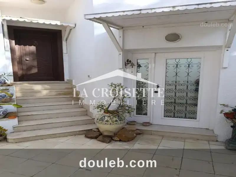 Villa s3 meublée à la marsa mvl0040 à Tunis