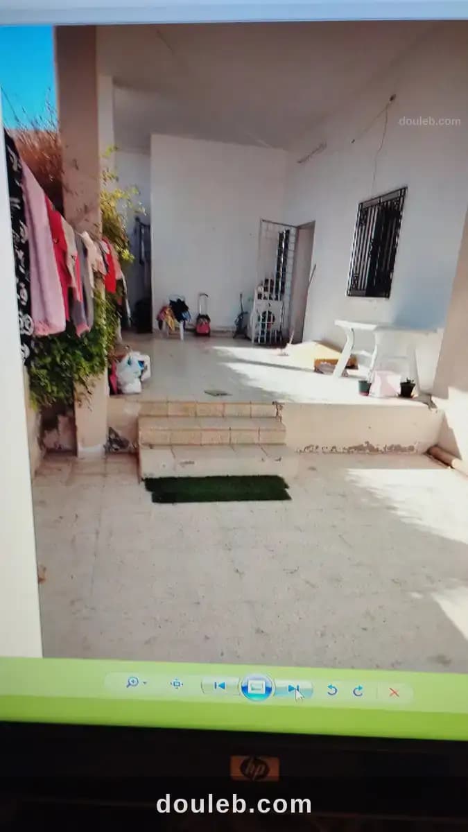 Maison au rdc entre rte de teniour et rte de tunis - Miniature 2