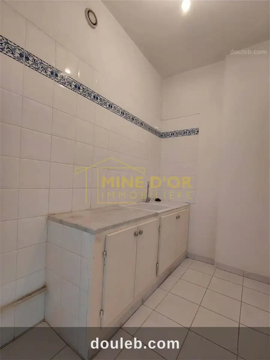 Av bureau h2 avec vue dégagé sur lac à tunis - Miniature 5