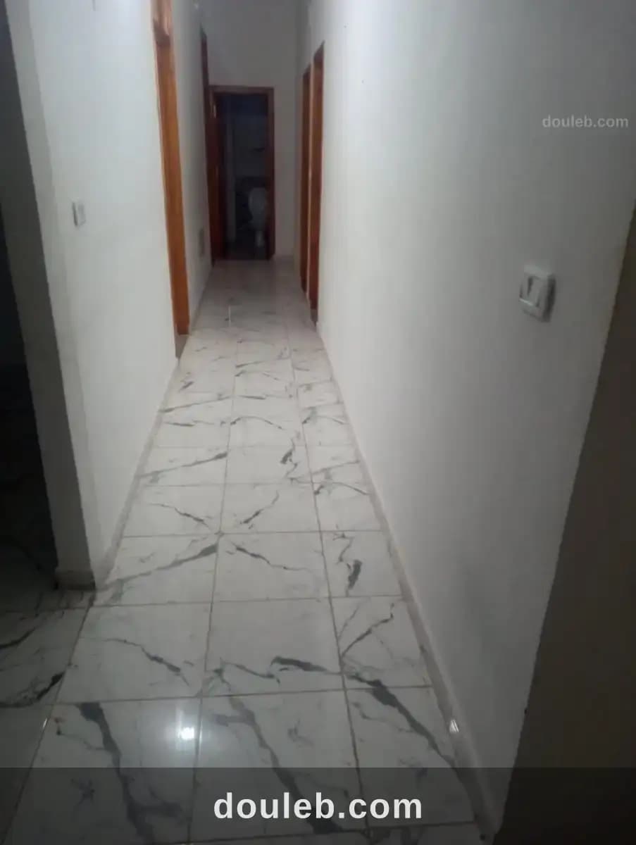 S3 rue de maroc avec magasin à Tunis