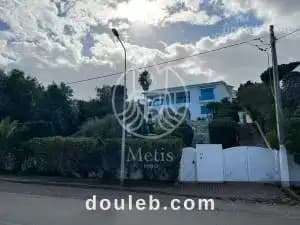 annuelle dune villa avec ref729a à Tunis