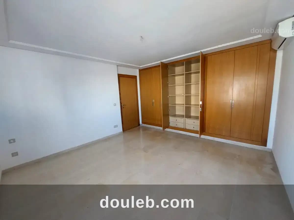 S2 spacieux à ain zaghouan nord - Miniature 3