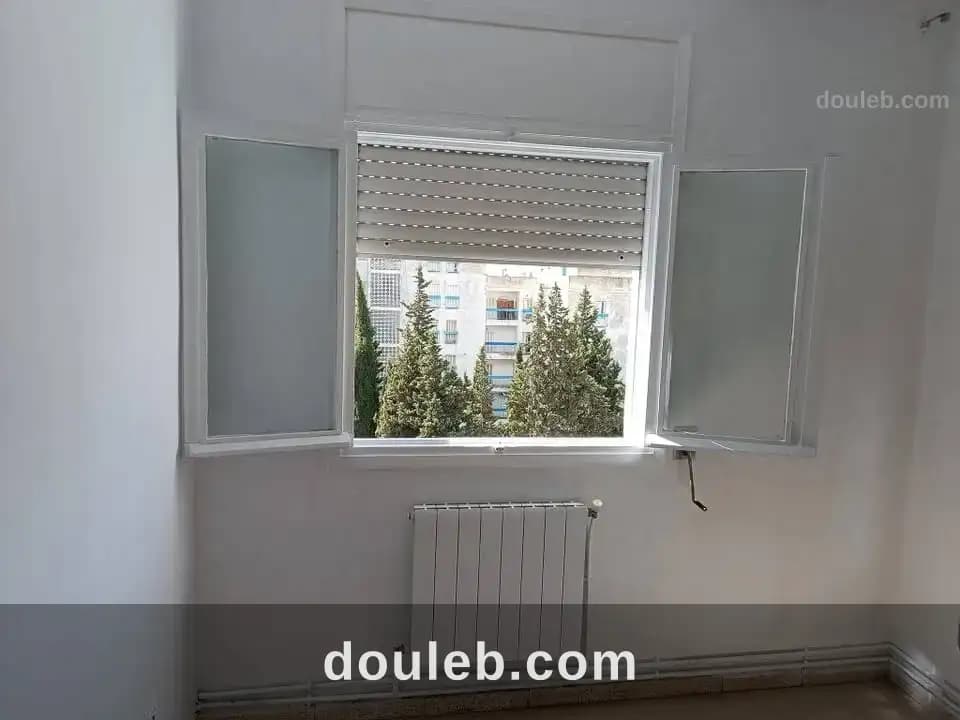 Un appartement en s3 à menzah 7 grand hotel - Miniature 3