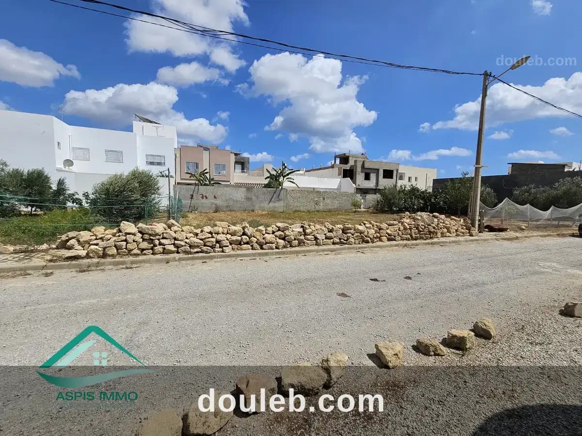 Vt477 terrain 264 m2 à cité riadh 2 kelibia à Nabeul