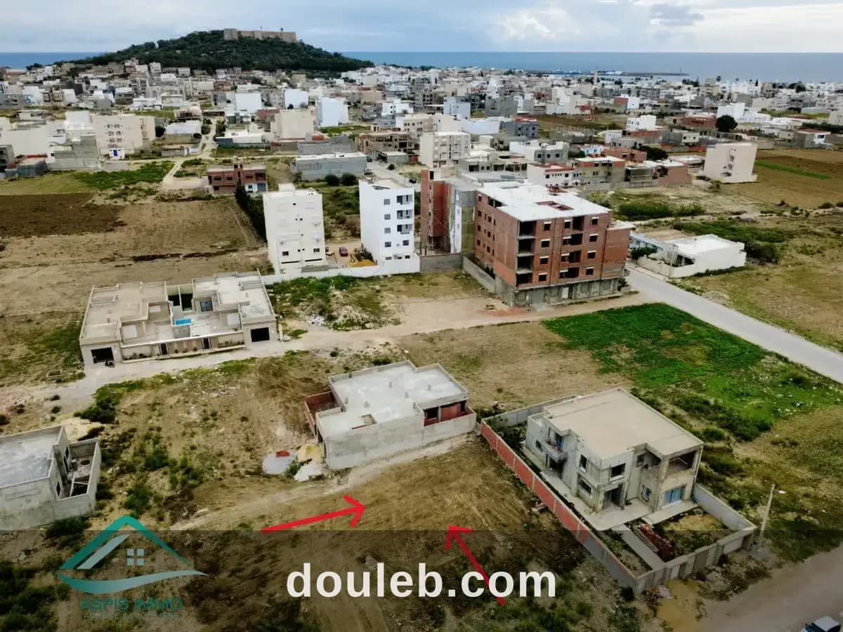 Vt1010 terrain 310 m2 à cité mirdès 2 kelibia à Nabeul